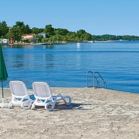 Vallis Aurea For Max 10 Persons With Pool Porec Kukci