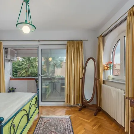 Vallis Aurea For Max 10 Persons With Pool Porec Villa *
