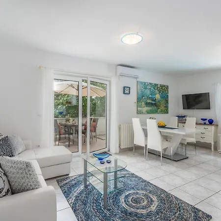 Vallis Aurea For Max 10 Persons With Pool Porec * Kukci