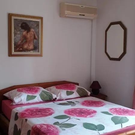 Vallis Aurea For Max 10 Persons With Pool Porec Villa *